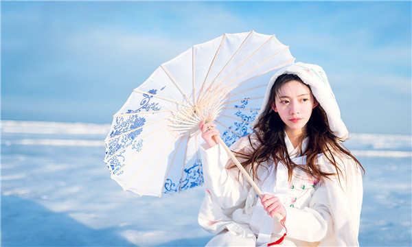 乌鲁木齐试管代怀生子多少钱一个？助孕之路的费用分析与方案选择